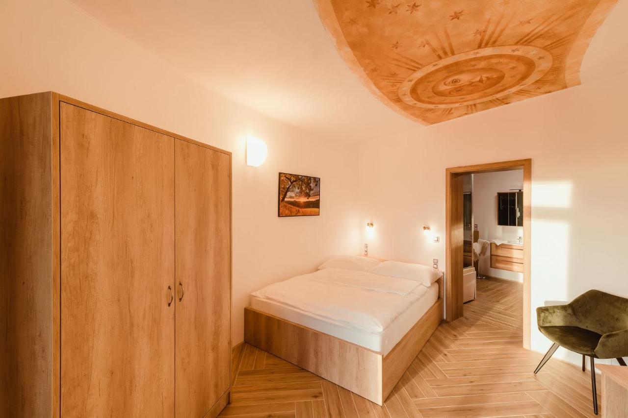 Hotel Dymnik Румбурк Экстерьер фото